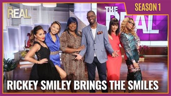 Does Rickey Smiley have siblings? Does Rickey Smiley have brothers?