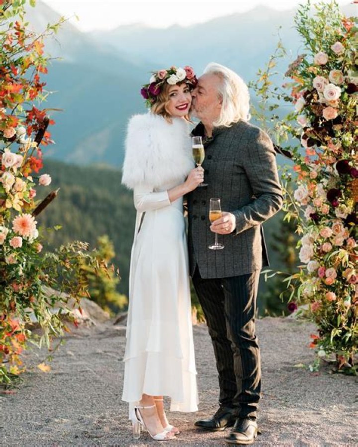 Marital Status And Age Of Emily Rath Revealed